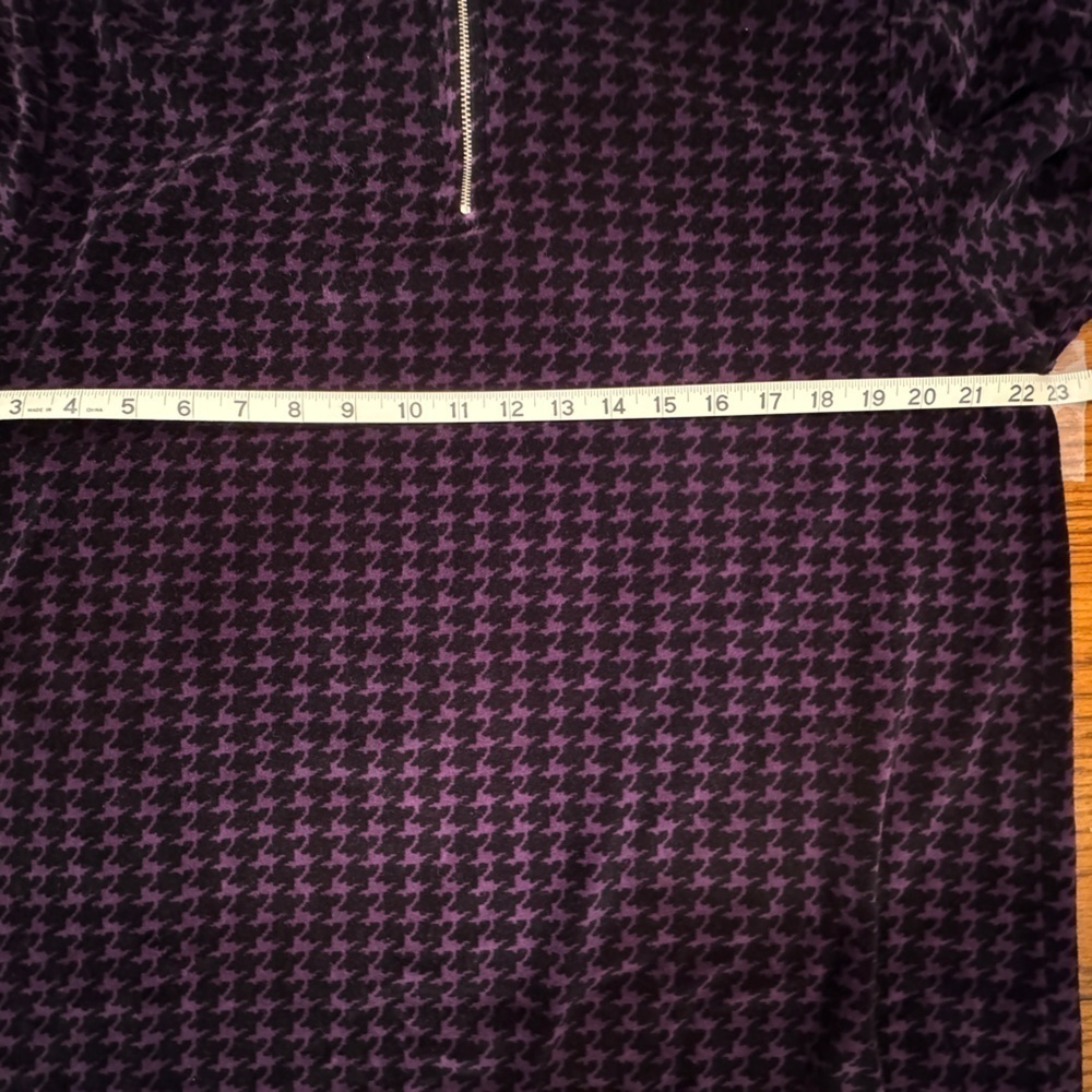 Women's Velour Purple and Black 1/4 Zip Pullover - Size Large - Picture 12 of 12